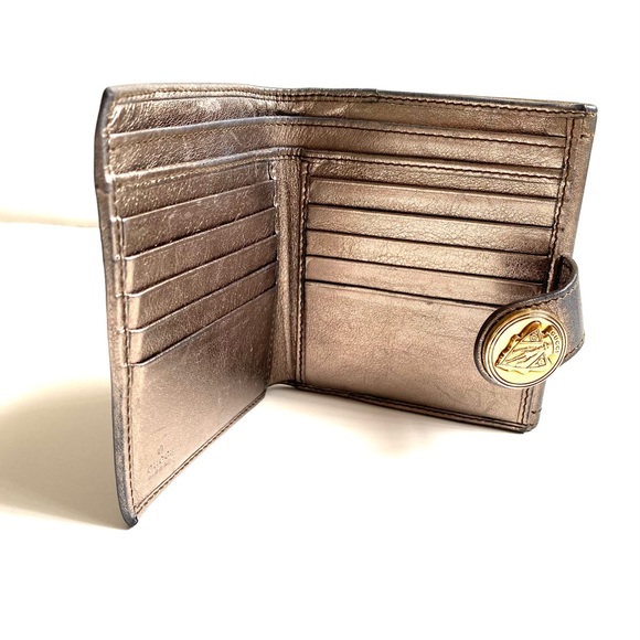 🎊HP🎊GUCCI  HYSTERIA WALLET - Picture 6 of 13